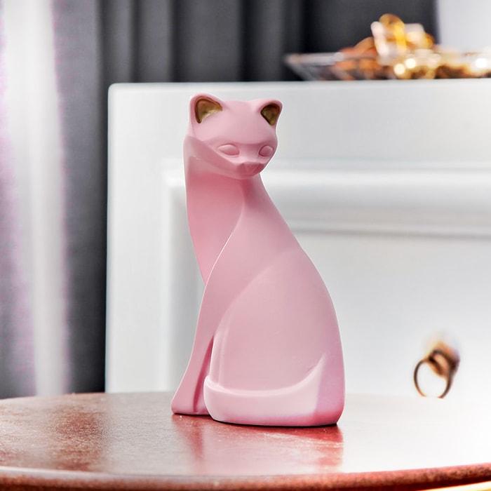 Estátua de gato de gato mindinho