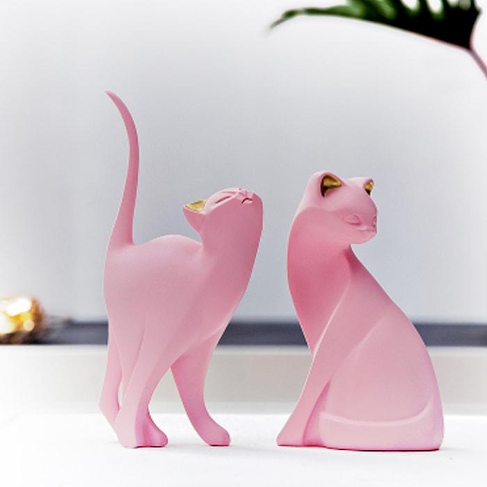 Estátua de gato de gato mindinho