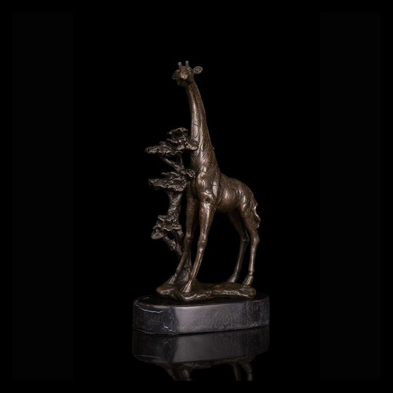 Estátua africana girafa cobre