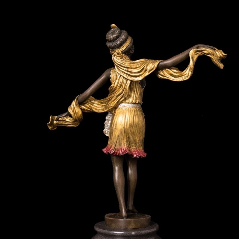 Estátua da dançarina indiana