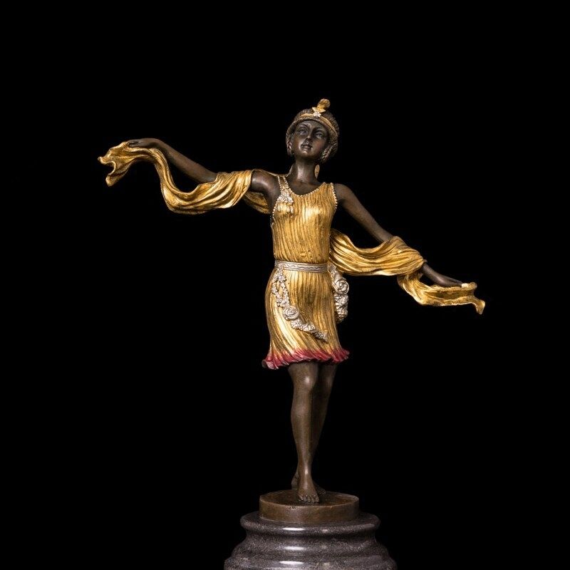 Estátua da dançarina indiana