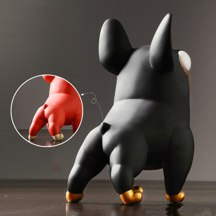 Estátua de cachorro kiki ferozmente
