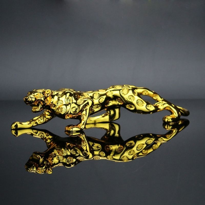 Estátua de pantera de resina de ouro