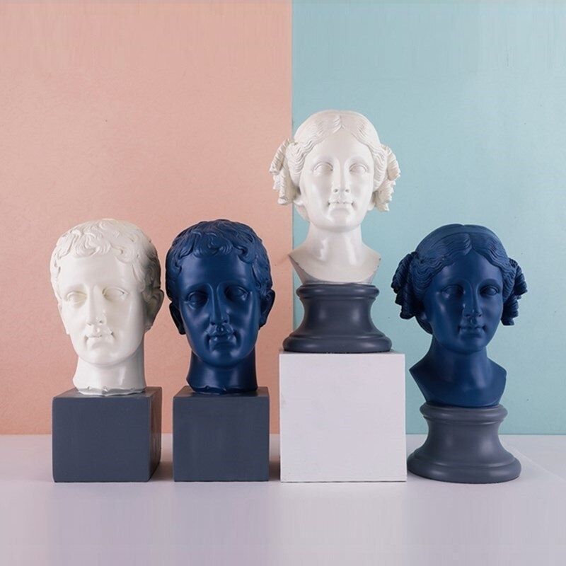 Estátua grega feminina