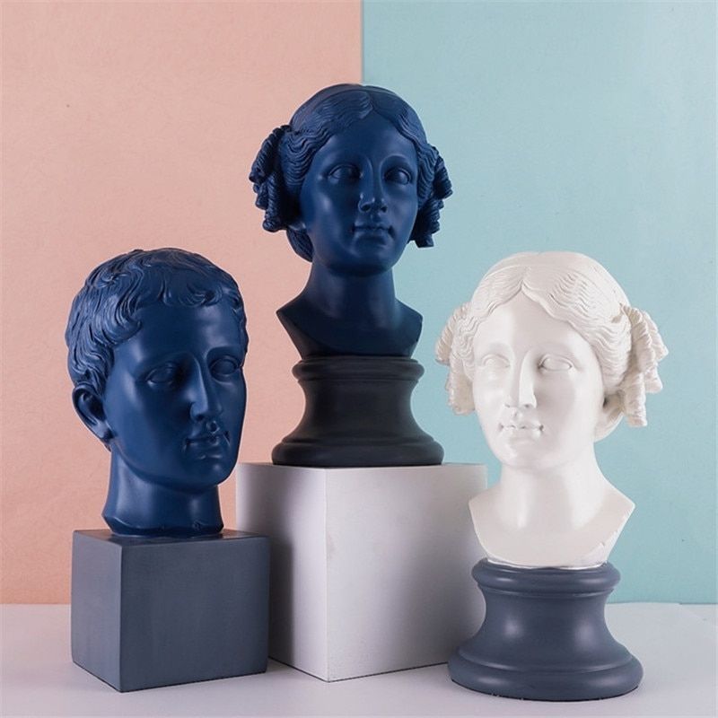 Estátua grega feminina