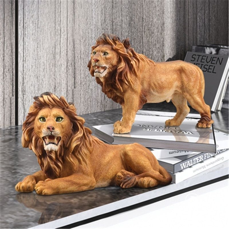 Estátua Lion Standing Resina