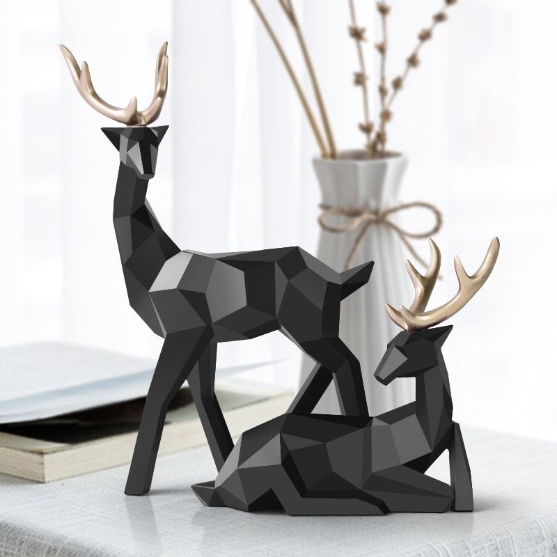 Estátua preta de origami cerf