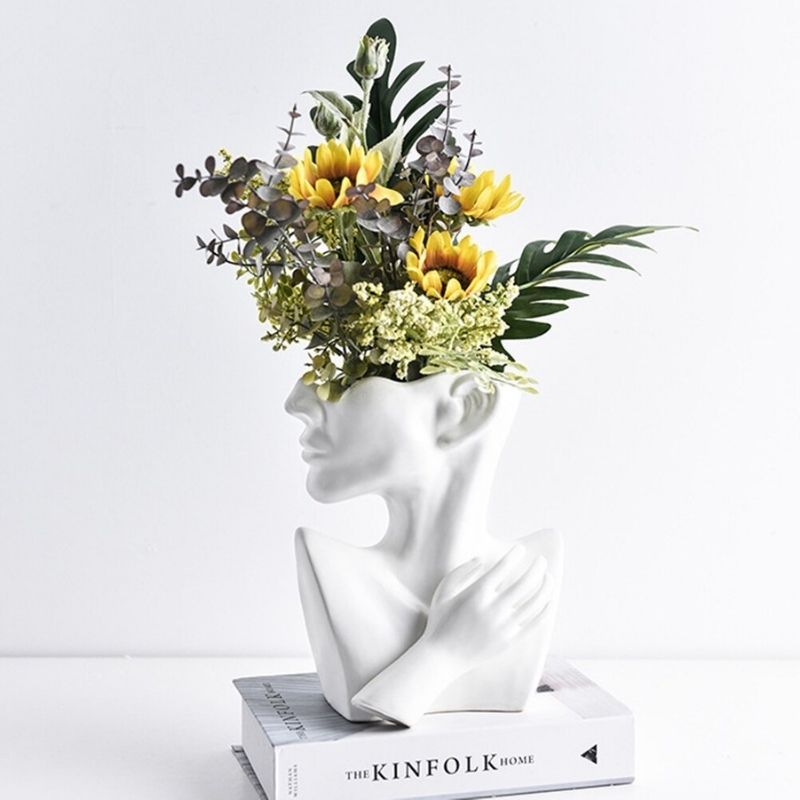 Estátua vaso da mulher