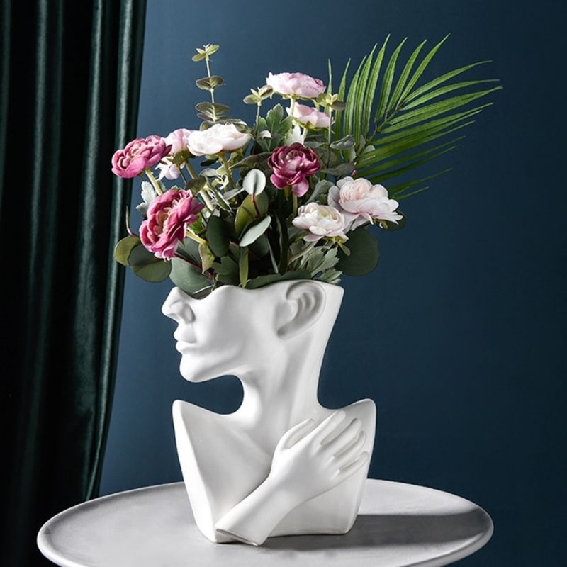 Estátua vaso da mulher
